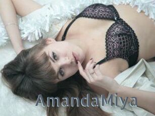 AmandaMiya