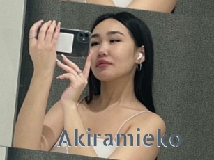 Akiramieko