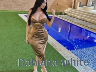 Dahiana_white