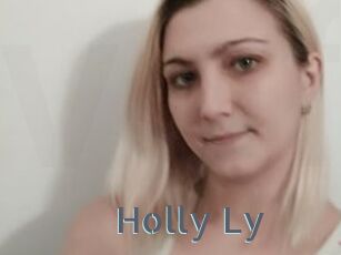 Holly_Ly