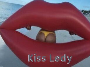 Kiss_Ledy