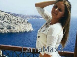 LarraMaxx