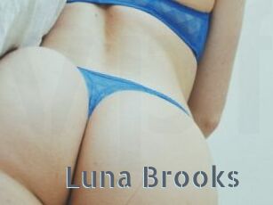 Luna_Brooks
