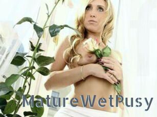 MatureWetPusy