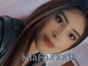 MiaFoxxx18