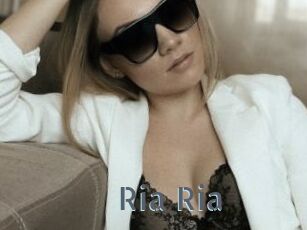 Ria_Ria
