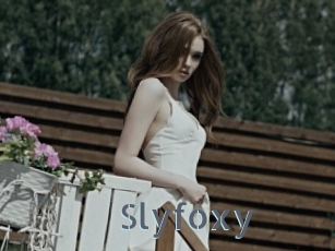 Slyfoxy